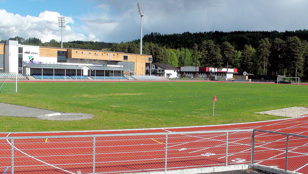 H�nefoss Idrettspark, main grass field